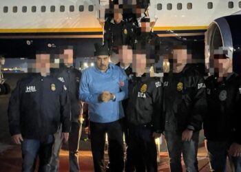 Llegan Maduro y su esposa a base militar en NY