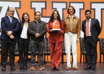 Inaugura universidad Anahuac instalaciones de Arte y Cultura
