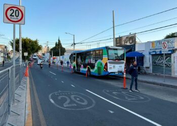 Comienza cierre parcial de Corregidora Norte, por obras del Tren México Querétaro