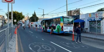 Comienza cierre parcial de Corregidora Norte, por obras del Tren México Querétaro