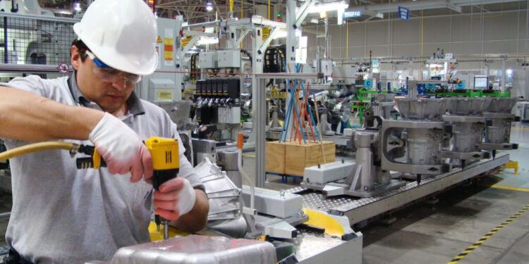 Advierten de alzas por gasto en salud