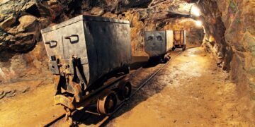 Ven en riqueza extrema riesgo para democracia