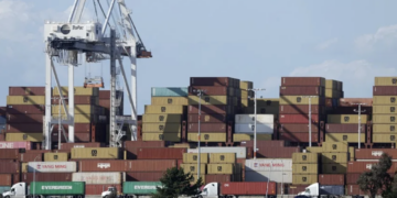 PIB de EU mantuvo una subida de 1.1%