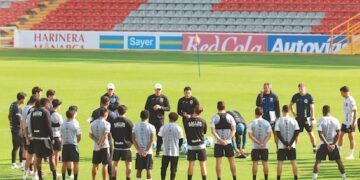 Gallos listos para el Clausura 2026