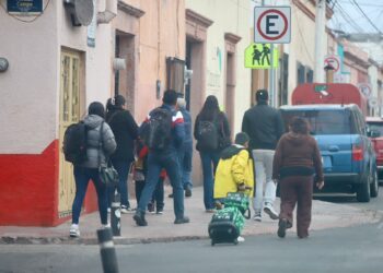 Regreso a clases en Querétaro: el frío afuera, la diversión adentro