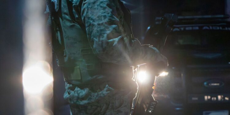 ENCONTRARON CUERPO DE MUJER EN UN CANAL