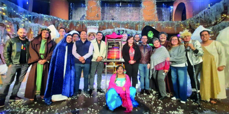 Socializa gobierno estatal obras del tren Méx- Qro entre residentes