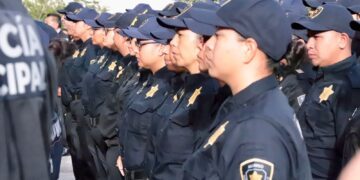 Impartirán educación en emprendimiento y finanzas para los policías de la capital