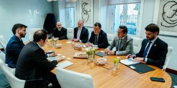 Kuri sostiene reuniones en Madrid para atraer inversión a Querétaro