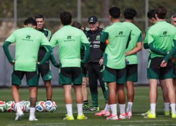 Suma Barcelona tres puntos de oro en Praga