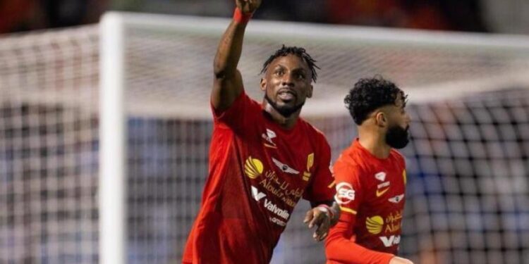 Es Modric un tipazo y buen vecino para Santi Giménez