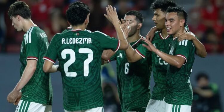 Es Modric un tipazo y buen vecino para Santi Giménez