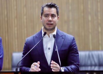 Reglamentos y leyes vigentes respaldan realización de corridas de toros en la capital: Felifer Macías