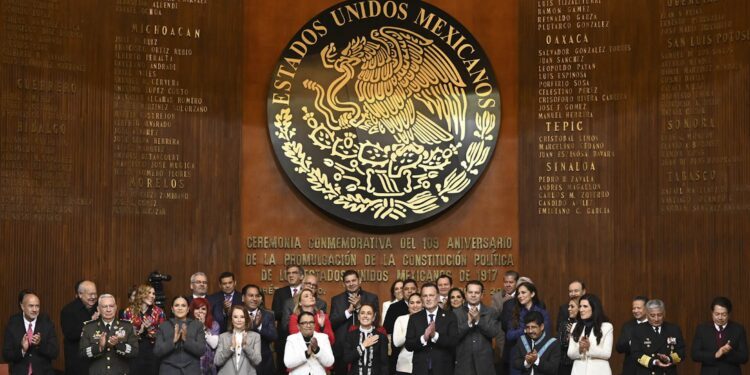 El Aniversario de la Promulgación de la Constitución en imágenes