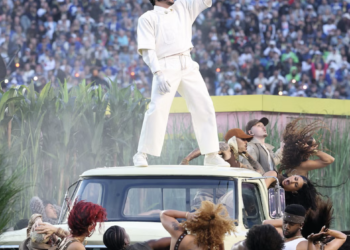 Pone Guillermo Del Toro el ambiente