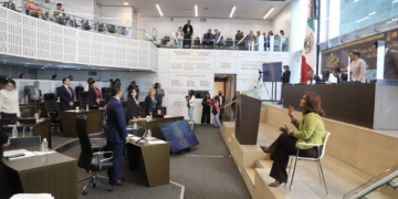 Analizarán quitar de cargos públicos a deudores alimentarios