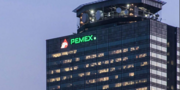 Pemex anuncia inversión de 425 mil mdp en 2026 para aumentar producción de crudo y gas