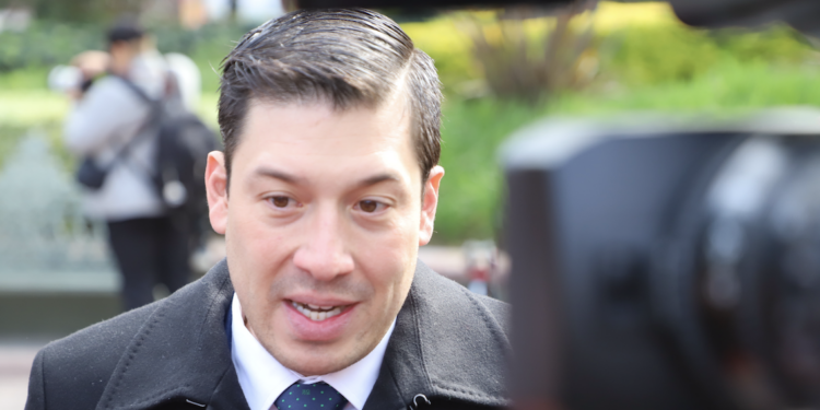 Respalda detención del alcalde