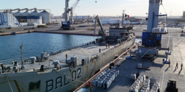 Zarpa rumbo a Cuba primer envío de ayuda 