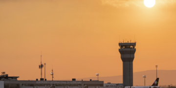 Acude Felifer Macías a la FIIE COPARMEX