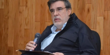 No voy a leer libro de Scherer, dice Claudia