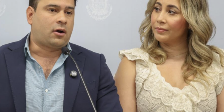 Agradece el interés de actores políticos en trabajo legislativo