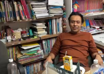 Marx Arriaga abandona las instalaciones de la SEP