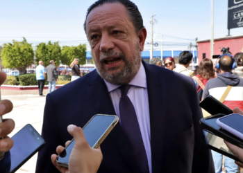 Entregan vivienda económica