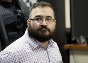 Vinculan a proceso a Javier Duarte por desvío de 5 millones de pesos