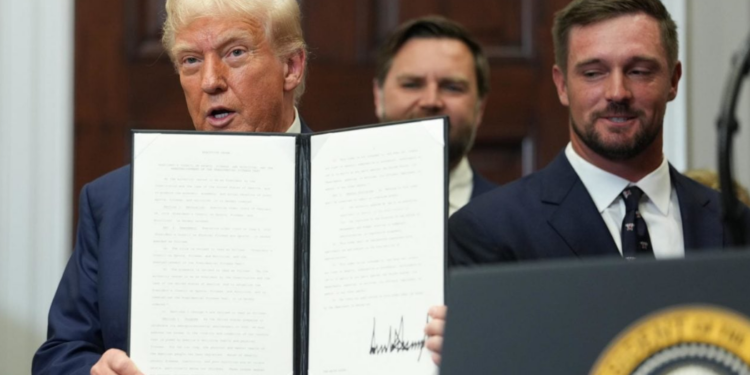 Corte Suprema de EU declara ilegales los aranceles impuestos por Trump