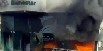 Queman sicarios 20 bancos del Bienestar en Jalisco