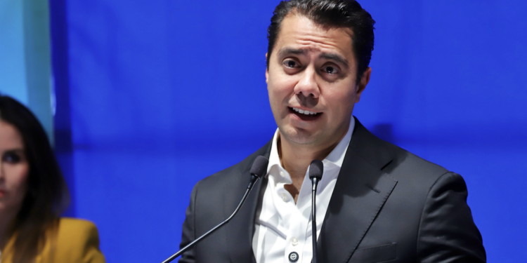 Dictamen de rechazo al aborto está en Servicios Parlamentarios, aclara