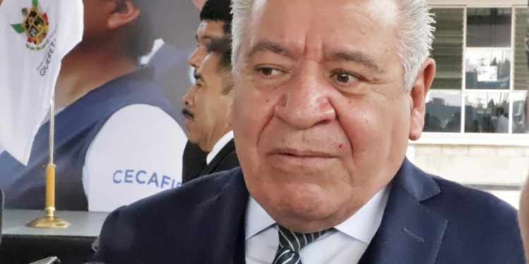 Destaca Federación nuevas rutas aéreas