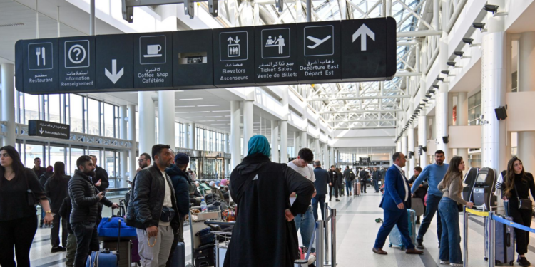 Cientos de vuelos cancelados en Medio Oriente por ataque a Irán