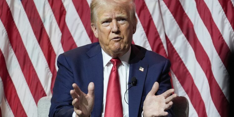 Tribunal iraní condena a Nobel de la Paz