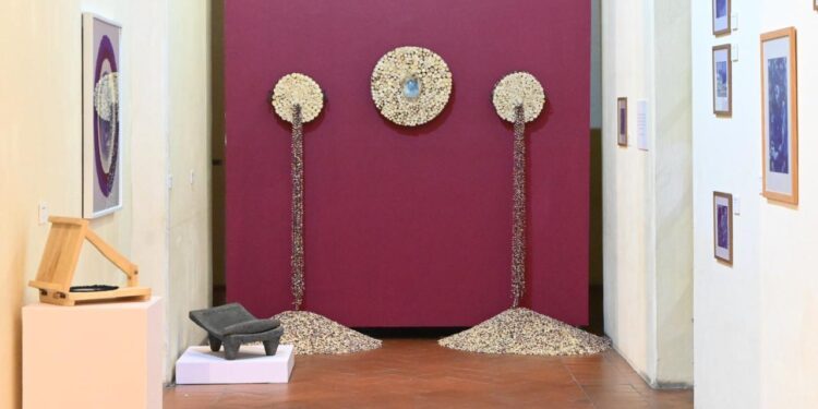 Presenta Yareli Hernández su muestra De Milpas y Mujeres