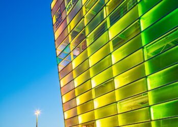 Arte, Tecnología y Futuro: Una Agenda Pendiente