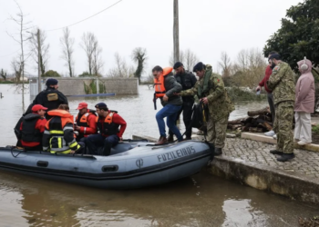 Alerta en Portugal por subida de río