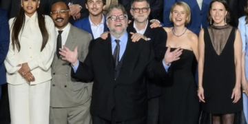 Pone Guillermo Del Toro el ambiente