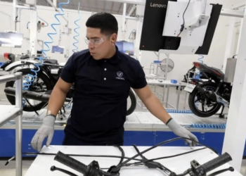 Toca deuda global récord de 348 billones de dólares