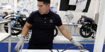 Toca deuda global récord de 348 billones de dólares