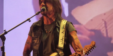 Lanza U2 “Days of Ash”