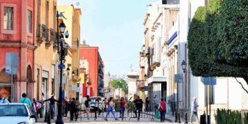 Anuncian operativo de seguridad y cierres viales por Aniversario de la Constitución