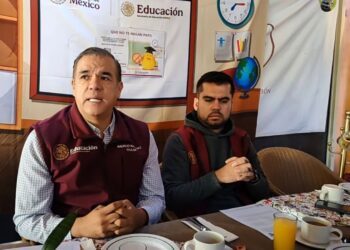 SEP Querétaro exhibe fraude educativo en Tolimán