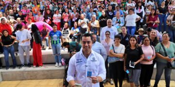 Planea Felifer Macías nuevos programas sociales