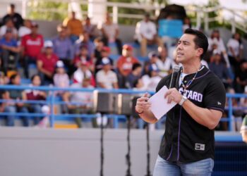 Planea Felifer nuevos programas sociales