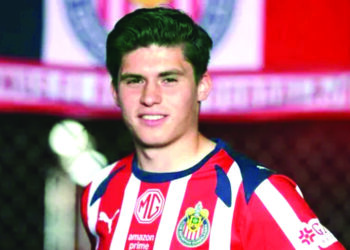 Chivas contrató a “onny Pérez, futbolista nacido en California