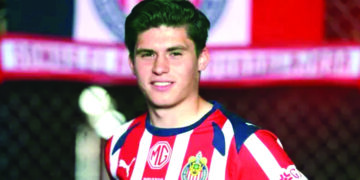 Chivas contrató a “onny Pérez, futbolista nacido en California