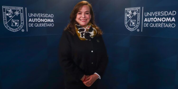 UAQ ofrece alza salarial de 3.7% a sindicatos