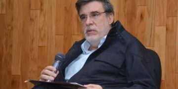 No voy a leer libro de Scherer, dice Claudia